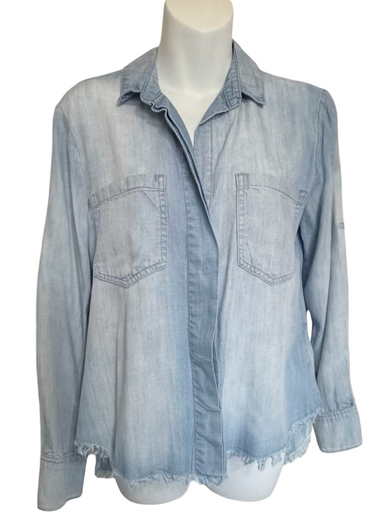 cloth & stone Tops - cloth & stone Light Blue Denim Button-Up